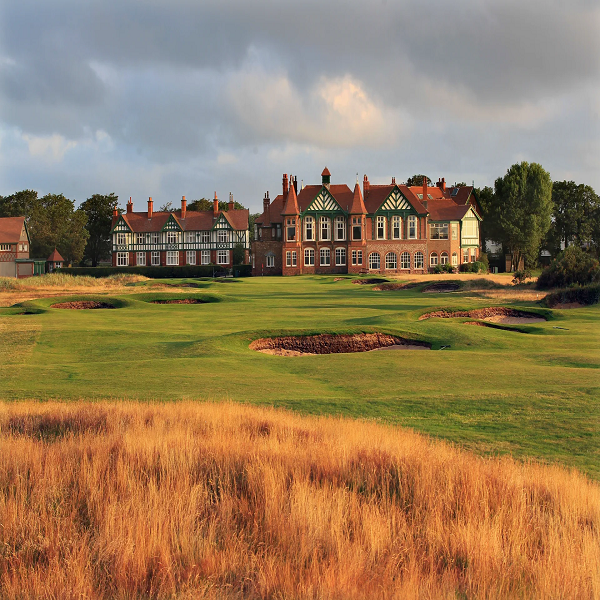 Royal Lytham St Annes 18th Clubhouse LR-600